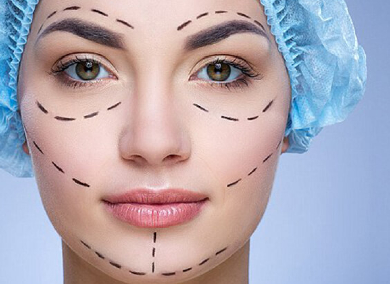 What Services Should You Expect from a Plastic Surgery Clinic Coral Springs, Florida?
