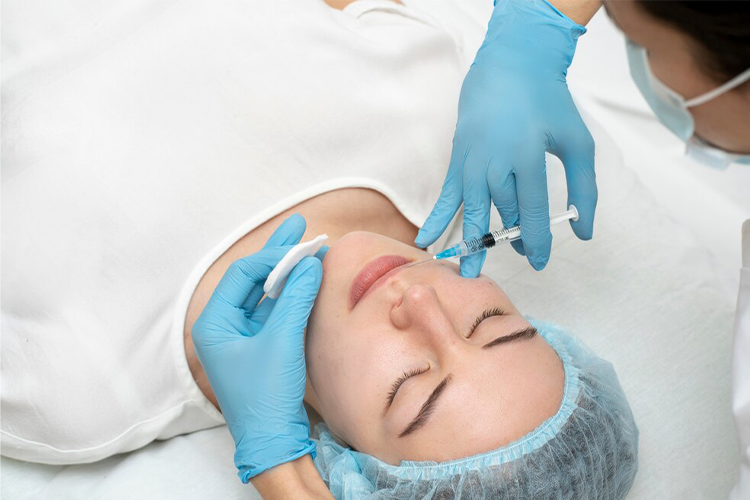 Looking for the Top Facelift Surgeon Coral Springs? Get expert care for safe, natural-looking facelift results tailored to your needs.