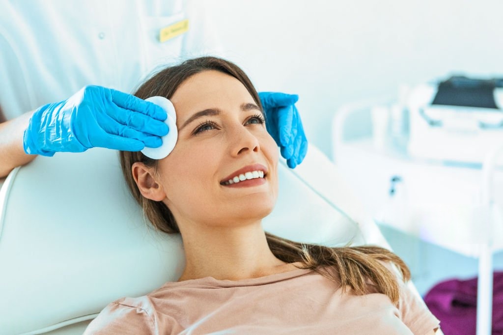 Looking for the Best Cosmetic Surgeon Near Me? Discover trusted experts for safe results, advanced procedures, and natural-looking outcomes.