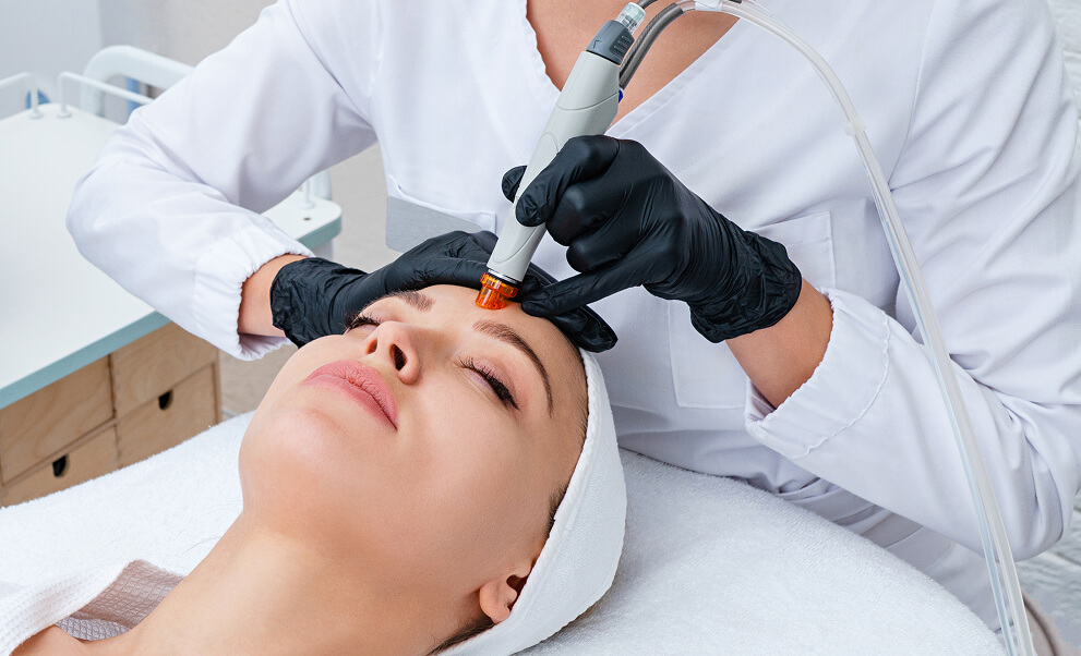 Learn how to find the Best Facial Rejuvenation Surgeon near you by checking experience, reviews, safety standards, and proven results. Learn how to find the Best Facial Rejuvenation Surgeon near you by checking experience, reviews, safety standards, and proven results.