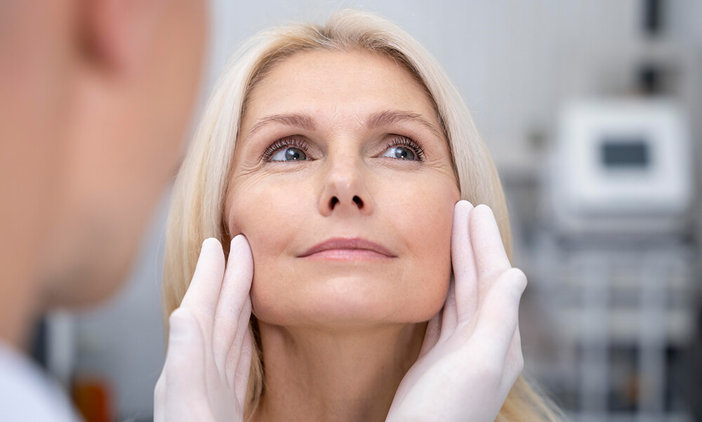 Looking for a Facelift Doctor in Coral Springs? Discover how to select a skilled expert for safe procedures and natural, youthful results. Looking for a Facelift Doctor in Coral Springs? Discover how to select a skilled expert for safe procedures and natural, youthful results.