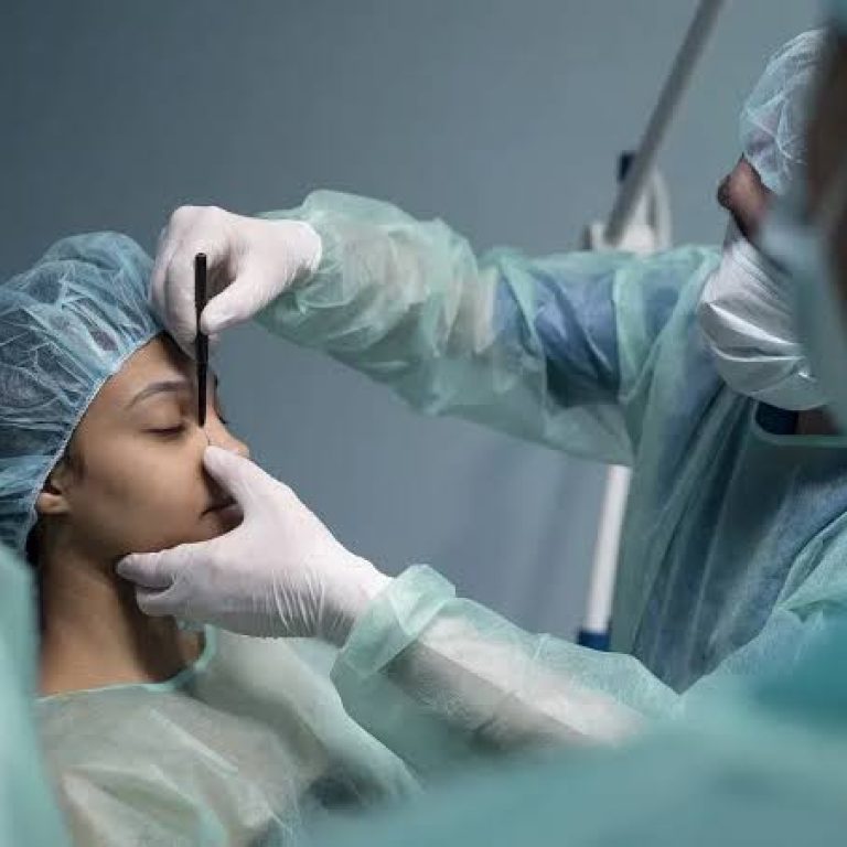 Learn how to choose a Budget Friendly Surgeon Florida with expert tips on cost, experience, and cosmetic results.