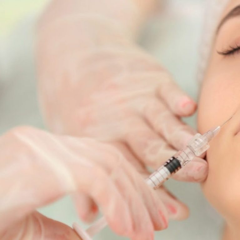 Facelift Surgeon Coral Springs professionals help restore youthful skin with modern facelift techniques and natural enhancements.